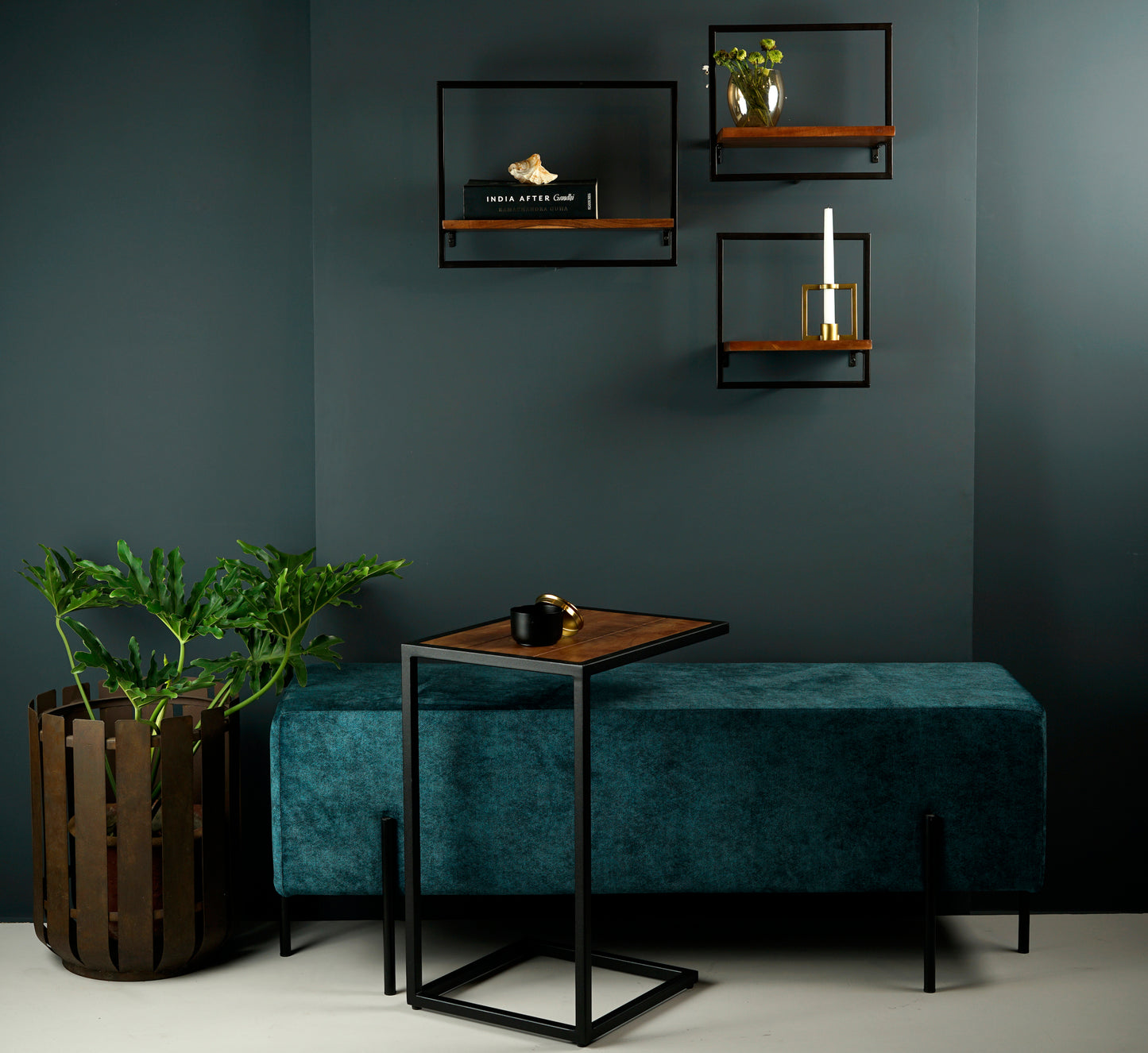 Wooden C-Table
