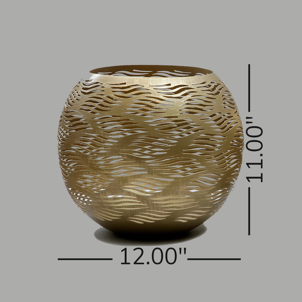 Cutwork Hurricane - Large (Gold)