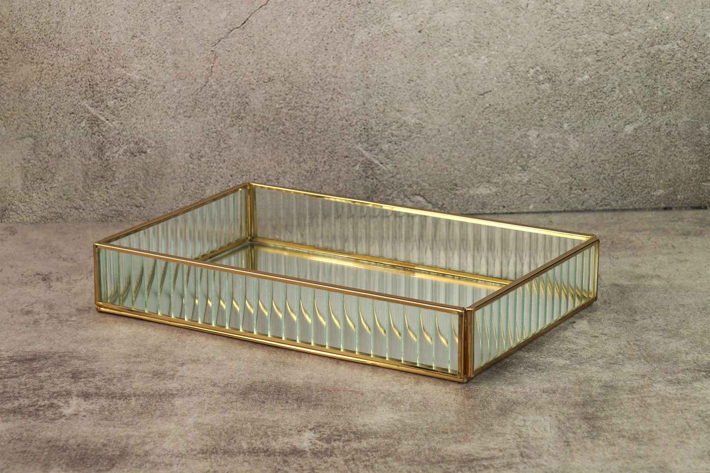 Large Fluted Glass Tray - Gold