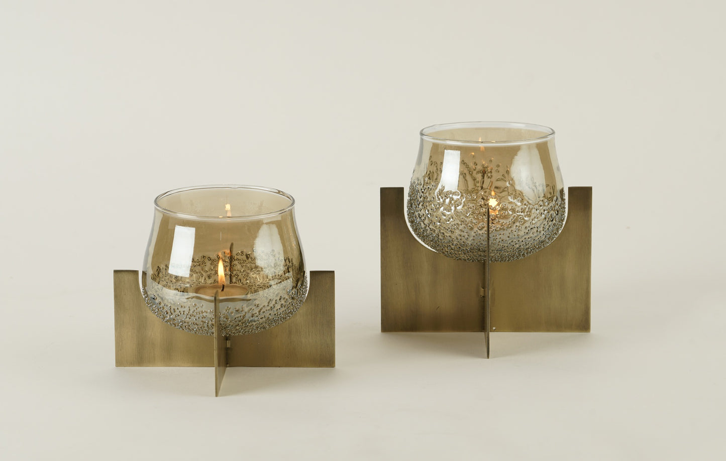 Lumeire Tea Light Holder - Brass Antique