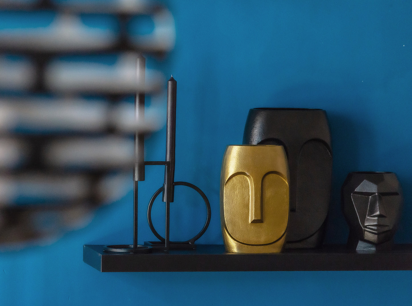 Face Vase - Small (Gold)