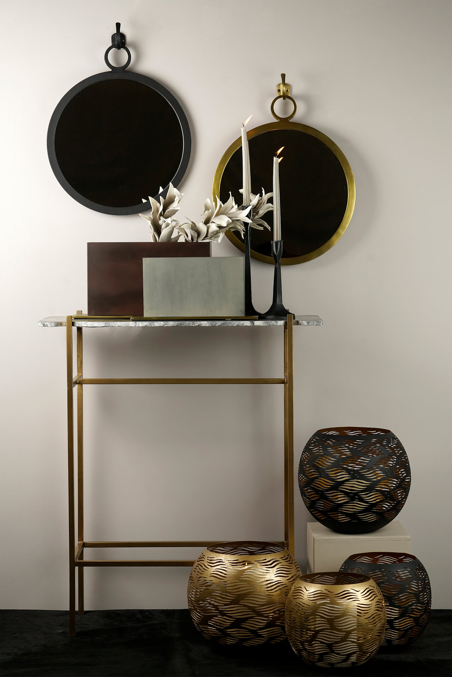 Cutwork Hurricane Small- Gold