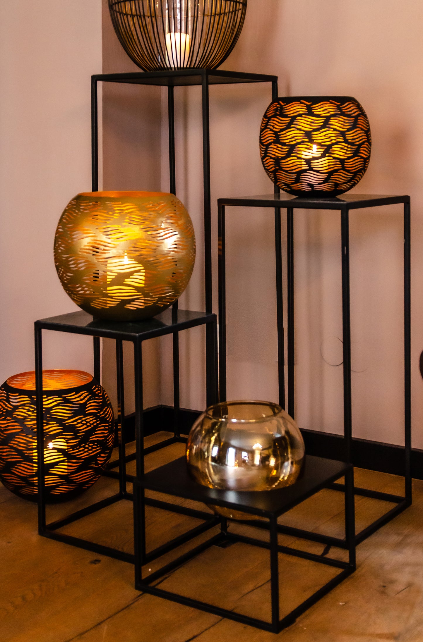 Globe Lantern With Stand